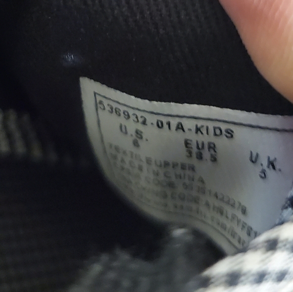 Levi's Maddy Black White Polka Dot Sneakers 6 - Picture 4 of 11